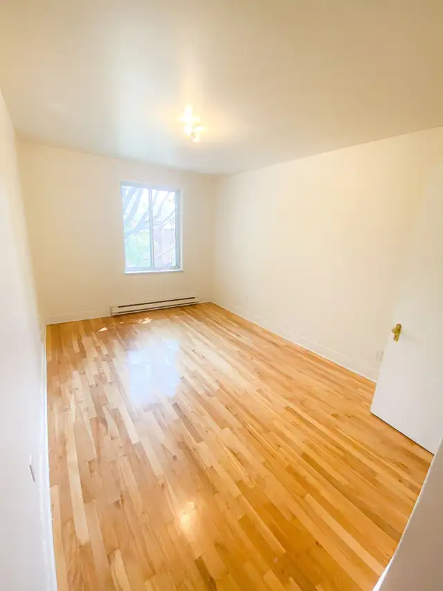 4 1/2 APARTMENT FOR RENT in Cote-des-Neiges, MONTREAL (available