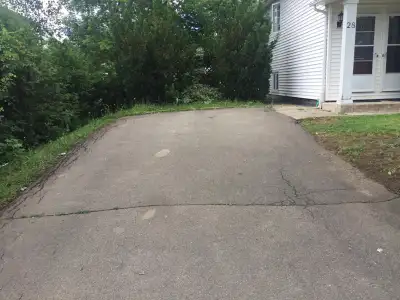 28 Ayer Avenue (Duplex 1.6k/month nothing included)