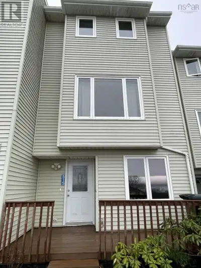 FOR RENT – $1,650/Month + Heating & Oil Welcome to this spacious and well-kept 3-bedroom, 1.5-bath t...