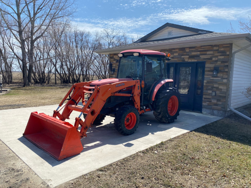 2012 Kubota L5240 tractor w/ loader Farming Equipment Winnipeg Kijiji