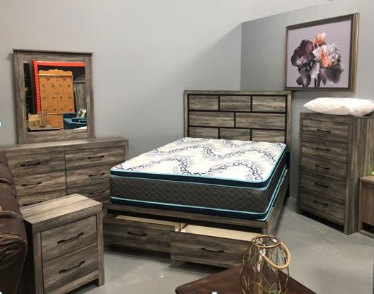 6pc Canadian made Queen bedroom set for only $999. in Beds & Mattresses in Mississauga / Peel Region - Image 3