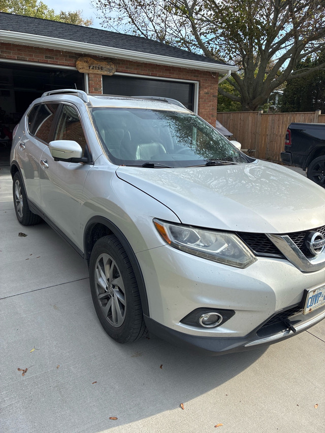 2015 Nissan Rogue SL AWD Sunroof in Cars & Trucks in Owen Sound - Image 3