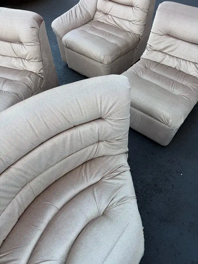 Vintage 5 units modular sofa in Couches & Futons in Oshawa / Durham Region - Image 7