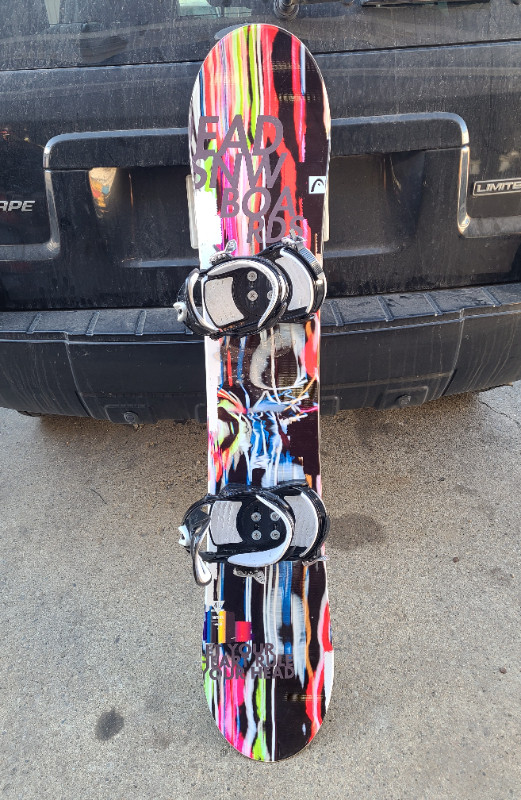 Head 146cm snowboard with bindings in Snowboard in Edmonton