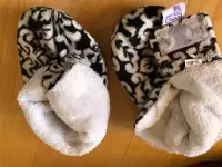 Pantoufle fillettes marque Bébé au chaud, 36-48 mois