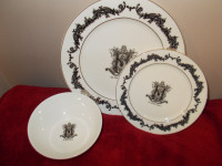 WDW The Haunted Mansion Porcelain Plate Set 3pc