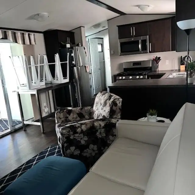 Turn-key Summer Home - Park Model Trailer for sale in Park Models in Grand Bend - Image 6