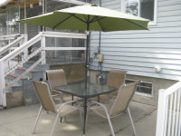 Patio Set ~ Table, 4 Chairs and Umbrella
