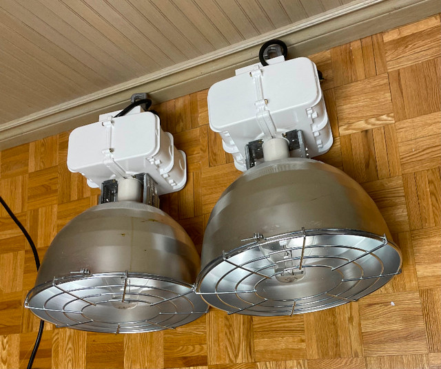2 Large Industrial Lights with Metal Shade in Indoor Lighting & Fans in Kitchener / Waterloo - Image 4
