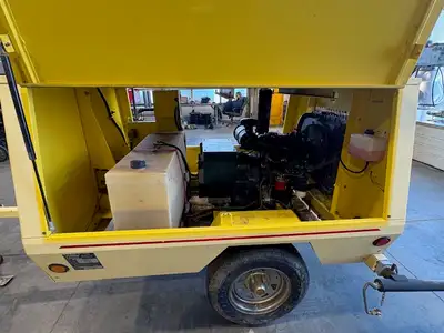 Super low houred (1488hrs) 8 KW Continuous rated Diesel Generator and Light tower. 30 Amp main plug...