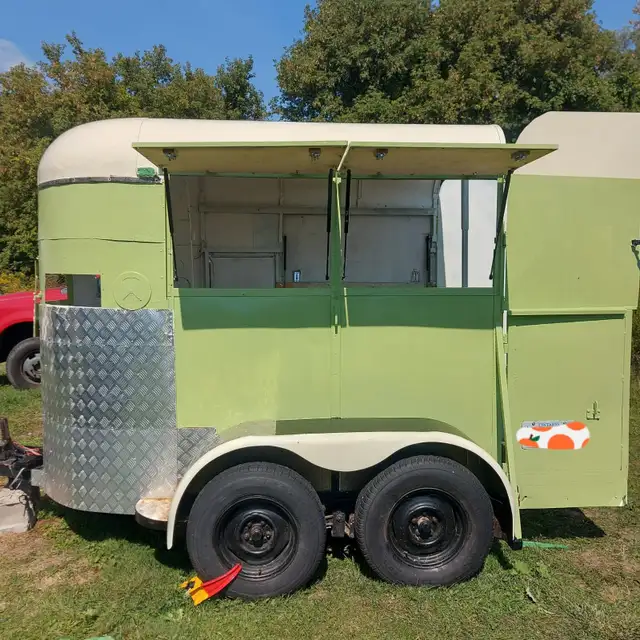 ✨ FOOD TRUCK / FOOD TRAILER PARKING NEEDED — DURHAM REGION ✨64656293115393120