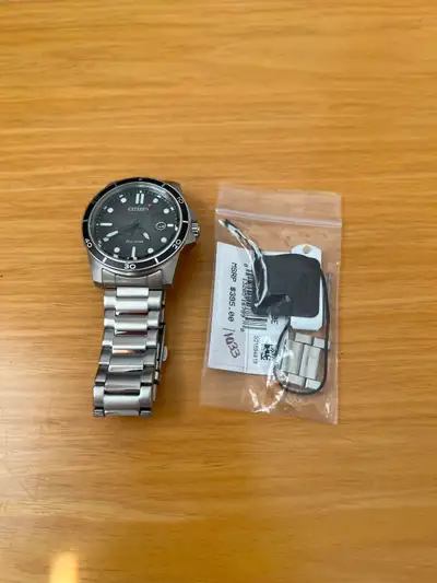 Men’s brand new watch, View more