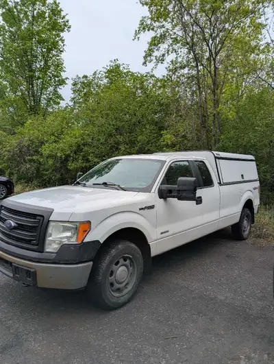 Ford F150 XL 2014 4X4, 115000 kilos, 3.5 ecoboost, King cab, gros miroirs, boîte de 8 pieds avec boî...