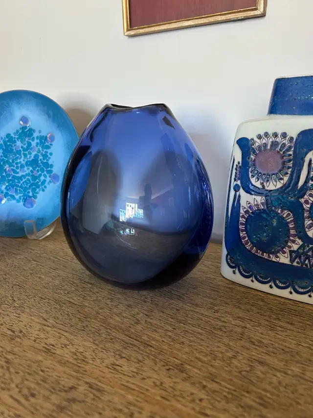 Mcm Holmegaard tear vase 6.25” in Home Décor & Accents in Ottawa - Image 2