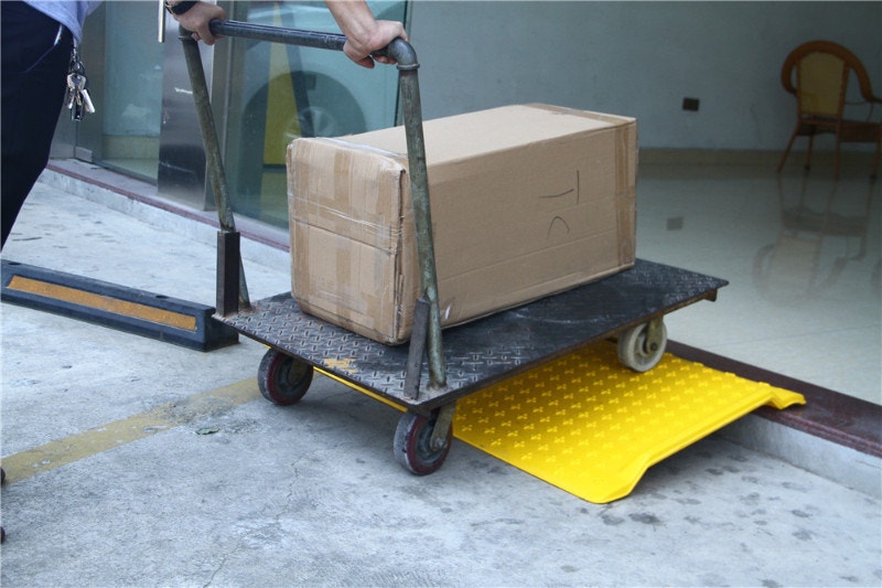 curb ramp, ground level ramp, container ramp, loading ramps Other