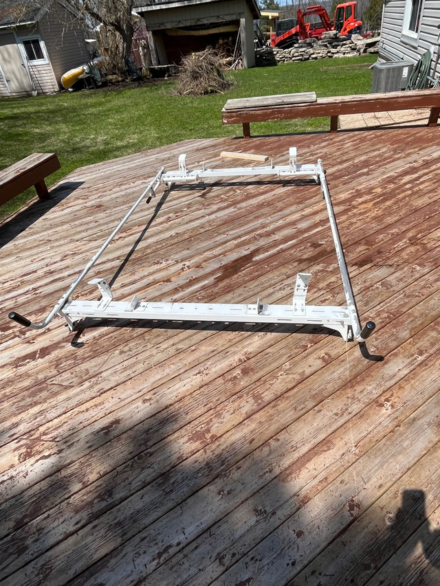 Ladder racks in Other Parts & Accessories in Barrie - Image 2