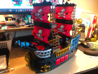 Imaginext Pirate Ship with Red Skull & Cross Bones Sails - VGC