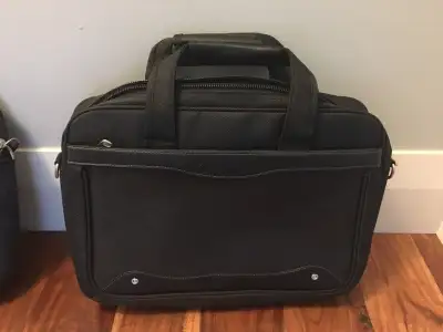 Laptops tote, View more