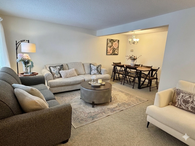 3BR Townhouse for Rent in Kitchener – $2,599/month Spacious and well-maintained 3-bedroom townhouse...