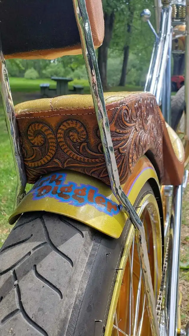 Custom one of a Kind collectable Chopper in Cruiser, Commuter & Hybrid in Laurentides - Image 7