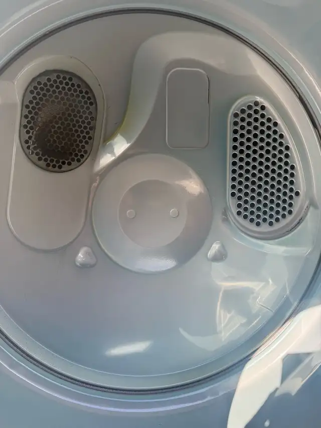 Whirlpool Washer and Dryer for sale in Brampton  in Washers & Dryers in Mississauga / Peel Region - Image 4