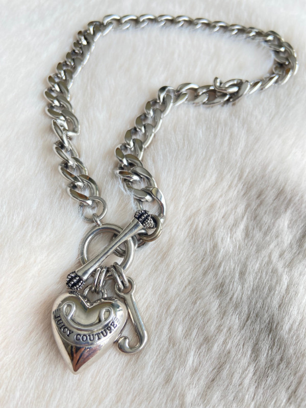 JUICY COUTURE Necklace (Silver) dans Bijoux et montres  à Ville de Montréal - Image 2