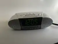 Panasonic Digital FM-AM Clock Radio