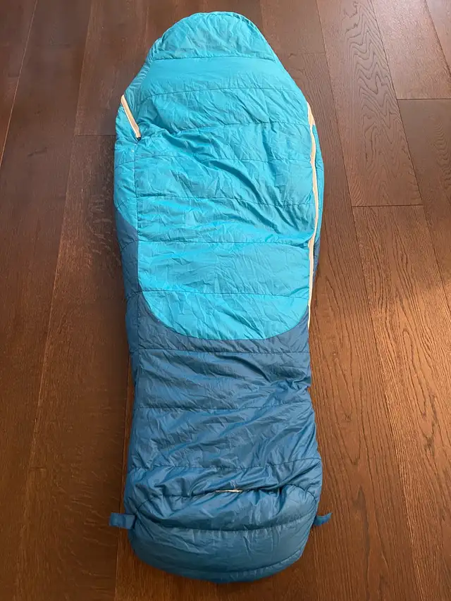 MEC Youth Sleeping bag Explorer 0 Celsius in Fishing, Camping & Outdoors in Calgary - Image 4
