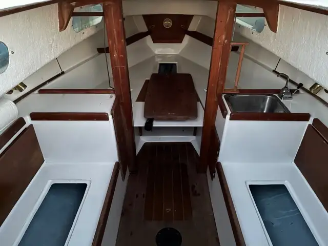 Alberg 22 sailboat in Sailboats in City of Toronto - Image 14