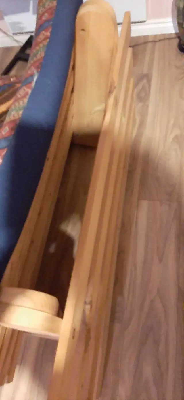 Futon avec base de lit en bois Double in Couches & Futons in Laval / North Shore - Image 5