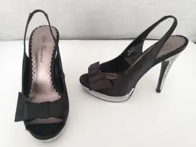 Chaussures, Souliers, Shoes: Lulu Townsend, View more