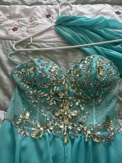 66 ads for prom dress in Buy & Sell in Oshawa / Durham Region | Kijiji  Marketplaces