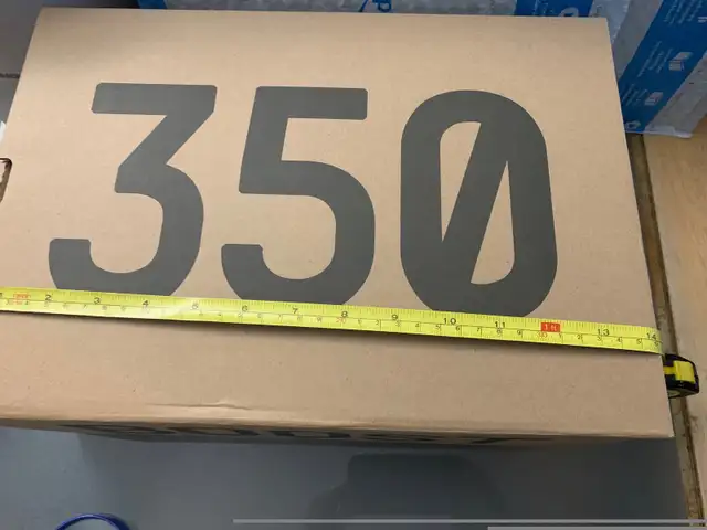 Authentic Adidas Yeezy Boost 350 Empty Sliding Box-US12-14x10x6” in Arts & Collectibles in Markham / York Region - Image 9