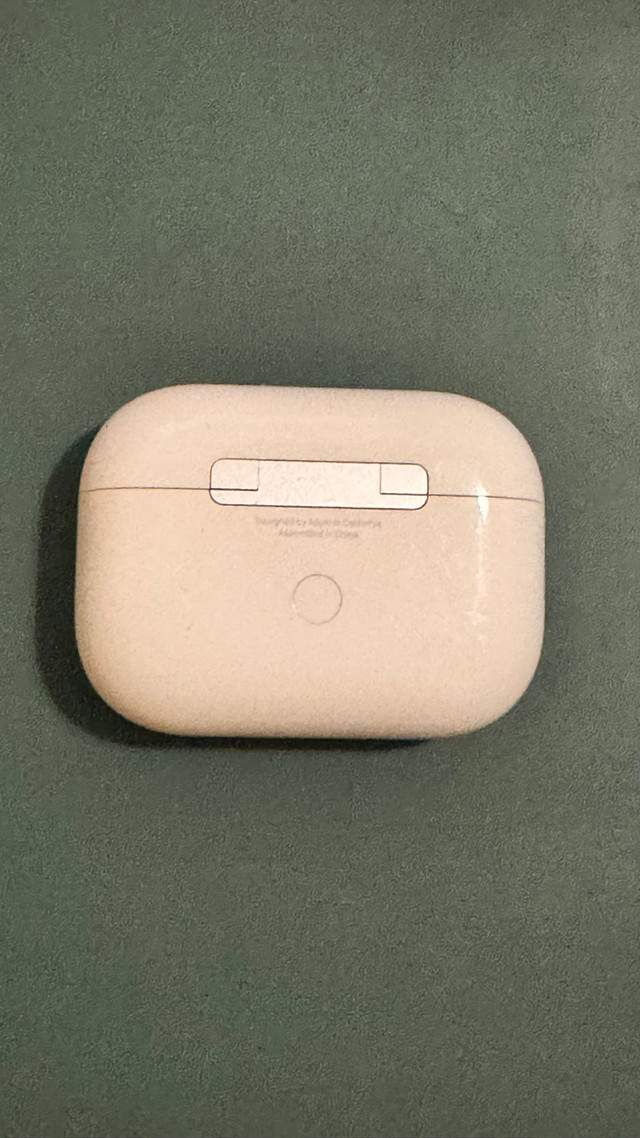 Airpods magsafe in Headphones in Dartmouth - Image 2