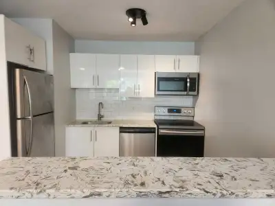 One Bed one Bathroom, smoke and pet free home. Big living room, one minute walk to bus-stop and groc...