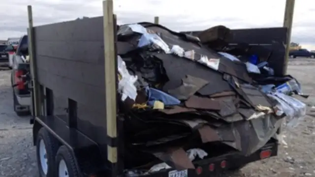  Affordable junk removal /  hauling services. #587-438-4855  in Other in Calgary - Image 3