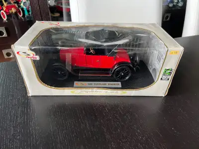 Signature Models 1920 Cleveland Roadster 1:18 scale diecast model car