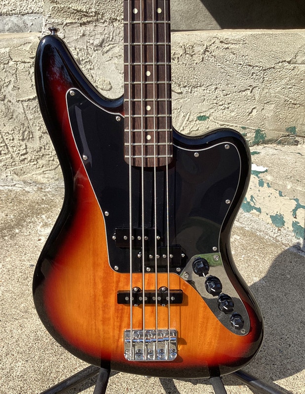 Squier Vintage Modified Jaguar Electric Bass (long scale) Guitars