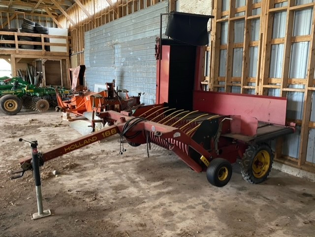 New Holland 166 Merger/Inverter in Farming Equipment in New Glasgow