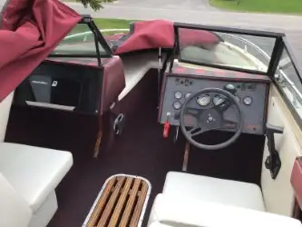 bateau regal 18 pieds,open deck in Powerboats & Motorboats in West Island - Image 3