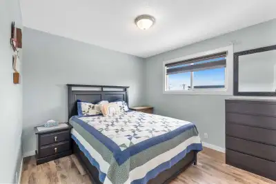 Room for Rent: Whitehorn Ctrain (Girls House Only) • Availability: January 01, 2026 • Rent: $750/mon...