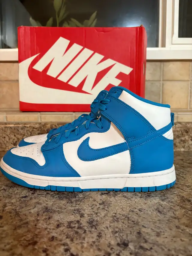 Nike dunk high Lazer blue  in Men's Shoes in Nanaimo - Image 4
