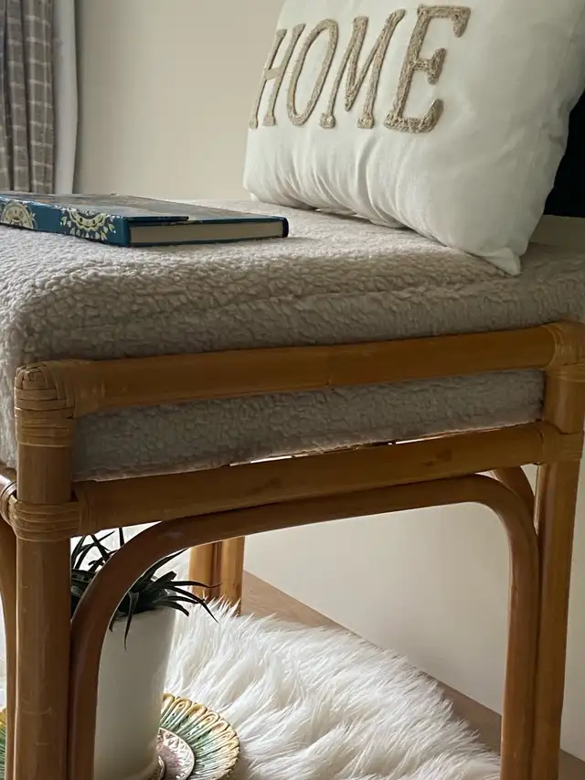 Rattan Footstool/Sherpa Cushion in Other in Ottawa - Image 6