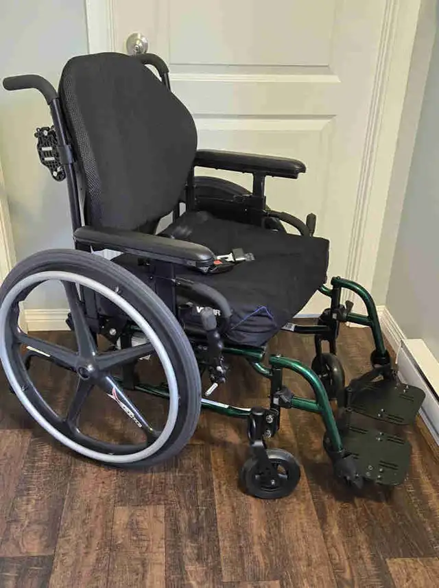 Wheelchair in Health & Special Needs in Charlottetown - Image 2