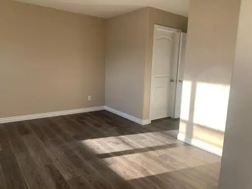 3 Bed / 3.5 Bath Townhouse in Stonecreek - Available Tomorrow!