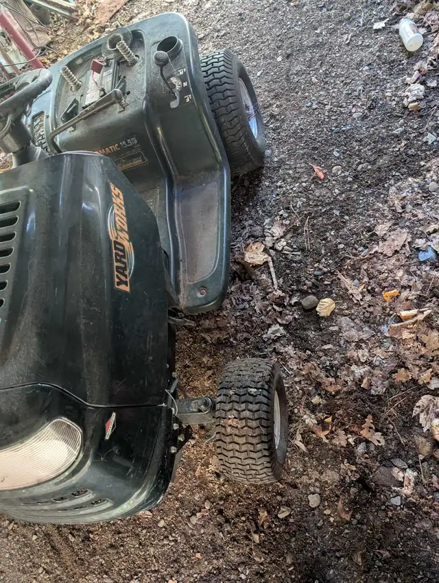 Yard works mower for parts or repair in Engine & Engine Parts in Bedford - Image 8