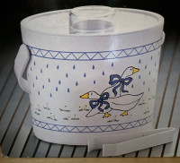 Vintage Geese Ice Bucket (New in Box)