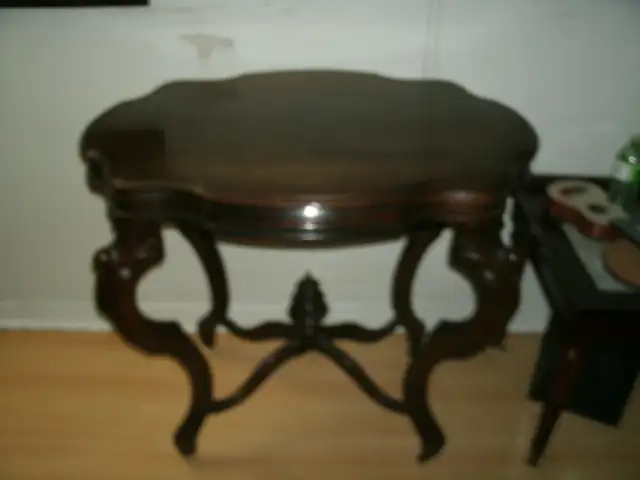 antique wooden table in Other Tables in Ottawa - Image 2
