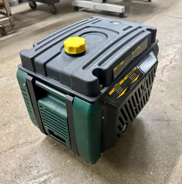 Yardworks, 2150W portable Generator, TSG2150, 1PH, 120V in Lawnmowers & Leaf Blowers in City of Toronto - Image 9