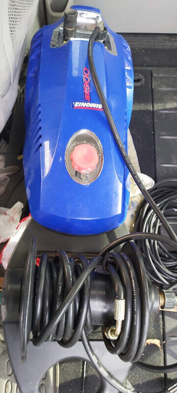 Pressure Washers - Used, electric, hose included - $150 dans Outils d'extérieur et entreposage  à Edmundston